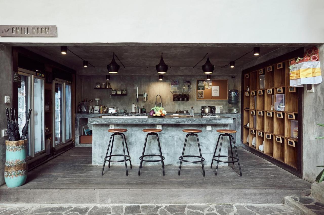 Outpost Ubud Penestanan Exterior photo